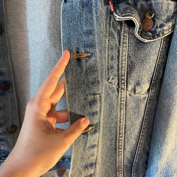 Levi’s denim trucker jacket size medium - Picture 2 of 7